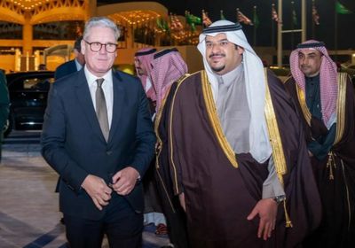 رئيس وزراء بريطانيا يغادر الرياض