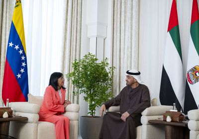 محمد بن زايد يستقبل نائبة رئيس فنزويلا في قصر الشاطئ