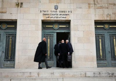 محكمة إسرائيلية تجمد نصف مليار شيكل من أموال الضرائب الفلسطينية