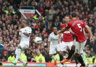 أوشي مدافع يونايتد السابق يدعم أموريم ويطالب اللاعبين بمساعدته