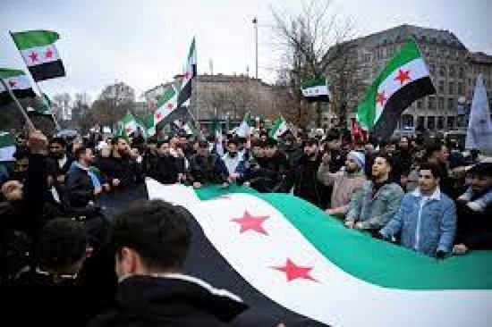 دول أوروبية تعلق طلبات اللجوء المقدمة من سوريين