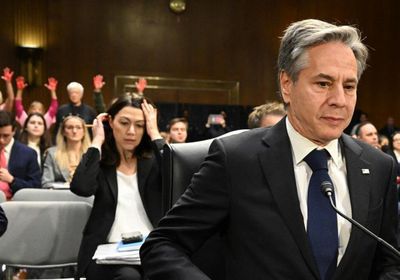 بسبب غزة.. محتجون يقطعون خطاب بلينكن في مجلس النواب