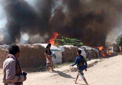 اندلاع حريق في مخيم للنازحين بمدينة خنفر 