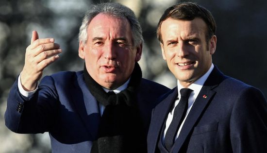 فرنسا.. ماكرون يختار فرنسوا بايرو رئيساً للوزراء