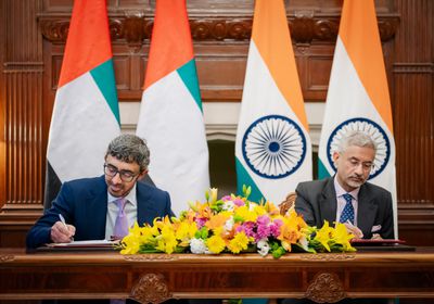 وزير الخارجية الإماراتي ونظيره الهندي يترأسان الدورة الـ15 للجنة المشتركة