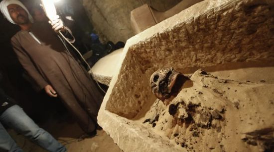 الخارجية المصرية تعلن استعادة قطعاً أثرية من أيرلندا