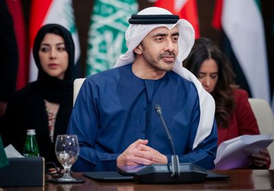 وزير الخارجية الإماراتي يشارك في اجتماعات العقبة بشأن سوريا