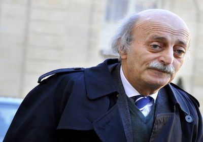 جنبلاط يعتزم لقاء أبو محمد الجولاني في دمشق قريباً