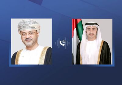 عبدالله بن زايد ووزير خارجية عمان يبحثان هاتفيا التطورات في سوريا