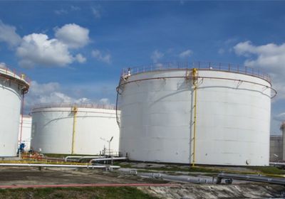 تراجع مخزونات النفط العالمية: تقرير أوبك يكشف أرقاما قياسية