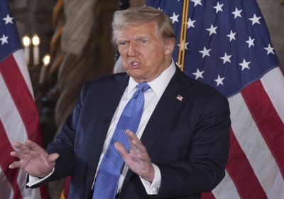 ترامب يتهم تركيا بالوقوف وراء سقوط نظام بشار الأسد