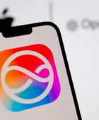 آبل تطلق تحديث "iOS 18.2" لدمج "ChatGPT" مع "Siri"