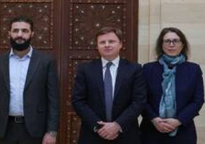 الجولاني يدعو بريطانيا لإنهاء العقوبات المفروضة على سوريا