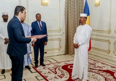سفير مصر يقدم أوراق اعتماده لرئيس تشاد