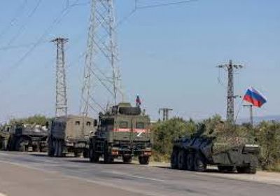 روسيا تنقل عتادًا عسكريًا من سوريا إلى ليبيا