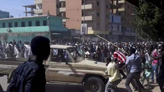 مقتل ثلاثة عاملين في برنامج الأغذية العالمي بقصف في السودان