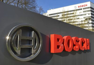 أمريكا تدعم "بوش" ببناء مصنع لأشباه موصلات السيارات