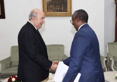 الرئيس الجزائري يبعث رسالة خطية لنظيره الصومالي