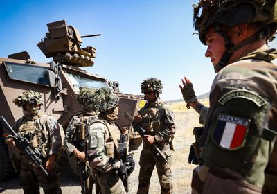 تشاد تمهل فرنسا 6 أسابيع لسحب قواتها