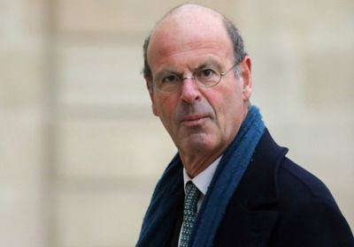 ماكرون يعين إريك لومبار وزيرًا للمالية