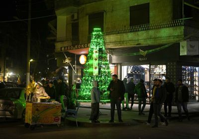 تظاهرات بأحياء دمشق احتجاجًا على حرق شجرة عيد الميلاد