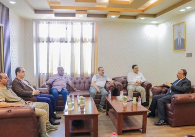 وزير النقل يتابع مشاريع الوزارة الممولة من الكويت