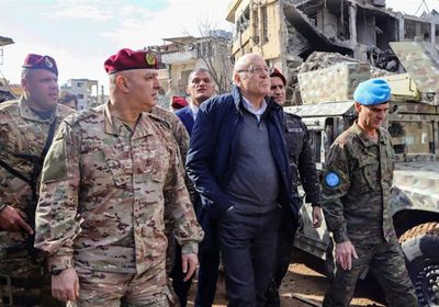 ميقاتي يستدعي اللجنة الخماسية لبحث الخروقات الإسرائيلية للهدنة في لبنان