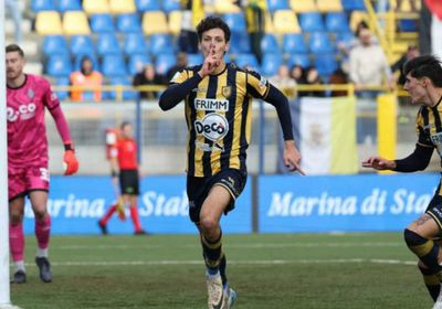 يوفنتوس ستابيا ينفي أداء جماهيره تحية الفاشية بعد هدف موسوليني