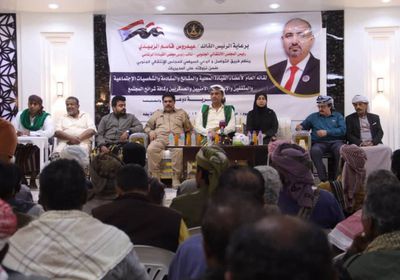 فريق التواصل يبحث مطالب أبناء مديريتي دوعن والضليعة