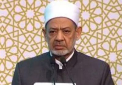 شيخ الأزهر يُعزي إلهام علييف في ضحايا تحطم الطائرة الأذربيجانية
