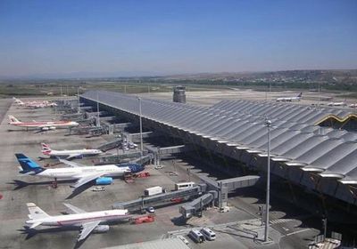 هيئة مراقبة الطيران في روسيا: إغلاق مطارات موسكو الأربعة مؤقتا