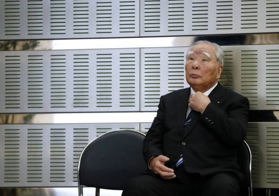 وفاة الرئيس التاريخي لمجموعة "سوزوكي" أوسامو سوزوكي