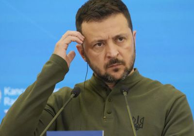 زيلينسكي يعلن تورط روسيا في تحطم الطائرة الأذربيجانية