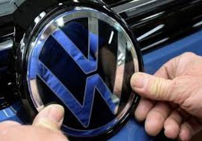 تراجع سهم فولكس وسط مخاوف من اتفاق خفض التكاليف