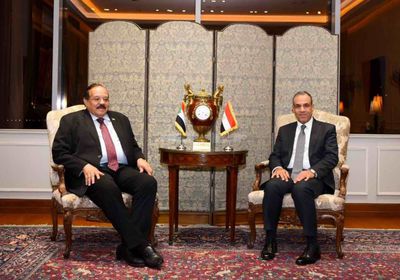 وزير الخارجية المصري يؤكد دعم القاهرة الكامل للسودان وشعبه