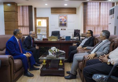 الكثيري والخبجي يتفقدان جهود تطوير صحيفة 14 أكتوبر 