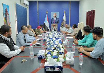 "الإعلام الجنوبي" تناقش المستجدات السياسية والأمنية والعسكرية