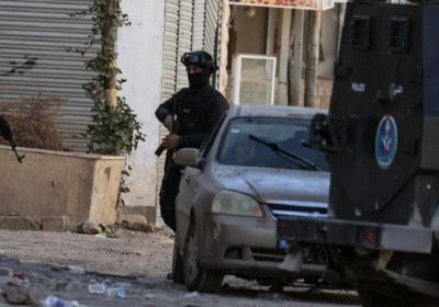 مقتل شابة خلال اشتباكات بين أجهزة الأمن الفلسطينية ومسلحين