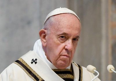 بابا الفاتيكان يعرب عن تعاطفه مع أسر ضحايا حادث الطائرة الكورية الجنوبية