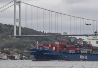 توقف حركة الملاحة في مضيق البوسفور بسبب عطل فني