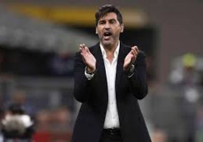 فونسيكا مدرب ميلان يتحدى تزايد الضغوط بشأن بقائه في منصبه