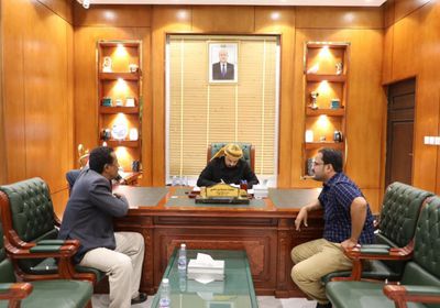 محافظ حضرموت: نعاني من نقص في كادر القضاء العسكري