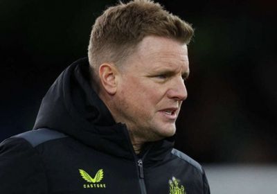 هاو مدرب نيوكاسل: مستوى إيساك يمكن أن يكون أفضل