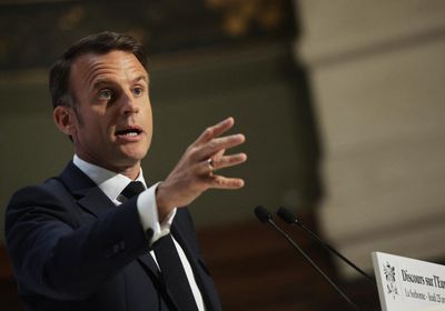 ماكرون يطالب الأوروبيين بالتخلي عن التبعية في التجارة