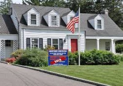 مبيعات المنازل قيد الانتظار في أمريكا بأعلى مستوى من عامين