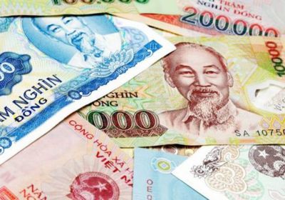 الدونج الفيتنامي بأدنى مستوى على الإطلاق مقابل الدولار
