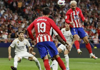 ريال مدريد يهزم فالنسيا بـ10 لاعبين