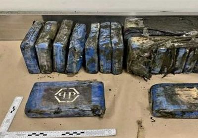 في عملية نوعية.. القوات الفرنسية تضبط عملية تهرين كوكايين بميناء هافر