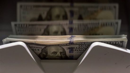 سعر الدولار في مصر يحافظ على استقراره بالمعاملات