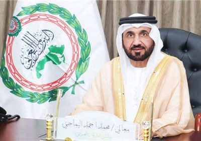 لتعزيز العلاقات.. رئيس البرلمان العربي يتوجه إلى البحرين